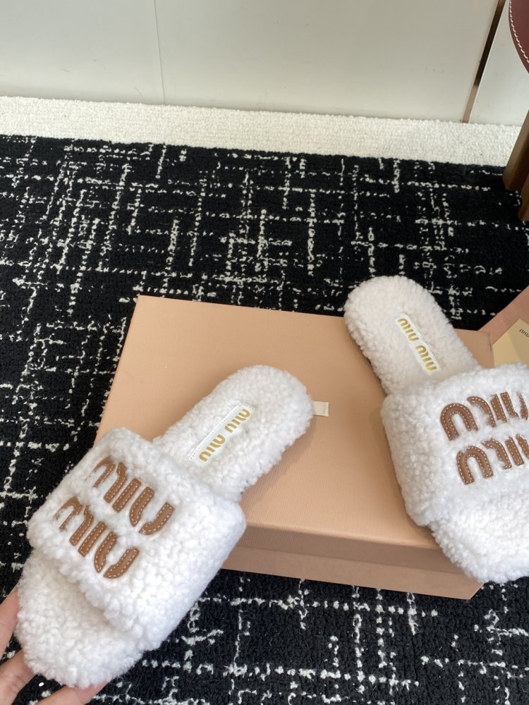 Шльопанці хутряні жіночі фото 7