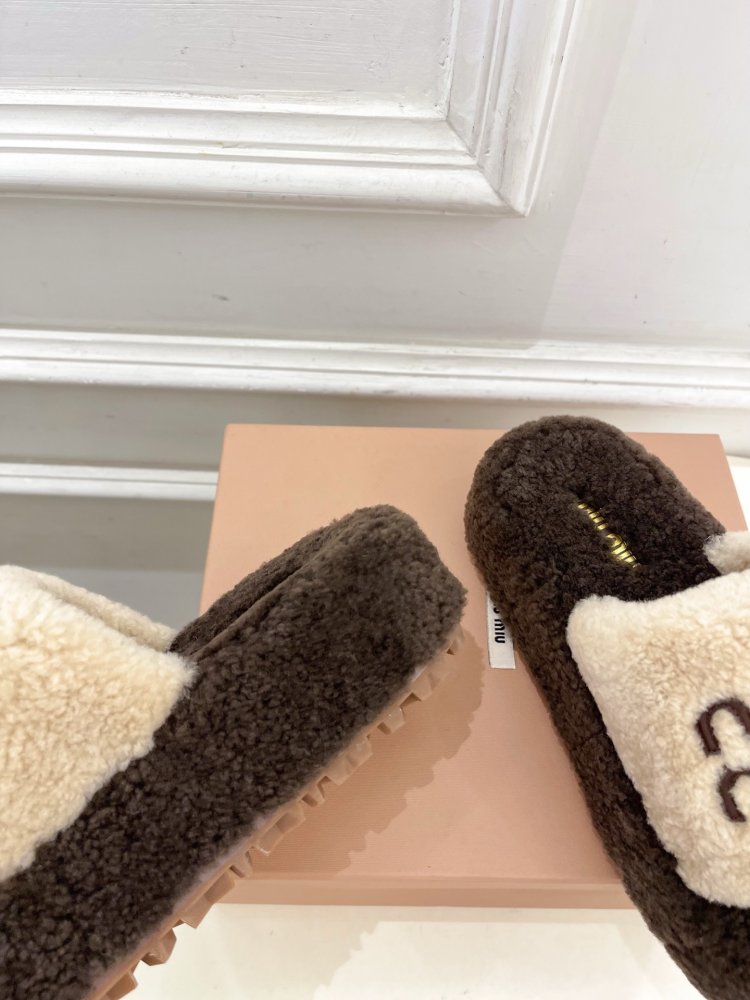 Шльопанці хутряні жіночі фото 7