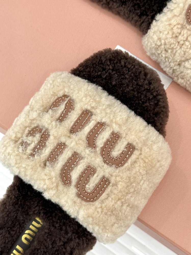 Шлепанцы меховые женские фото 7