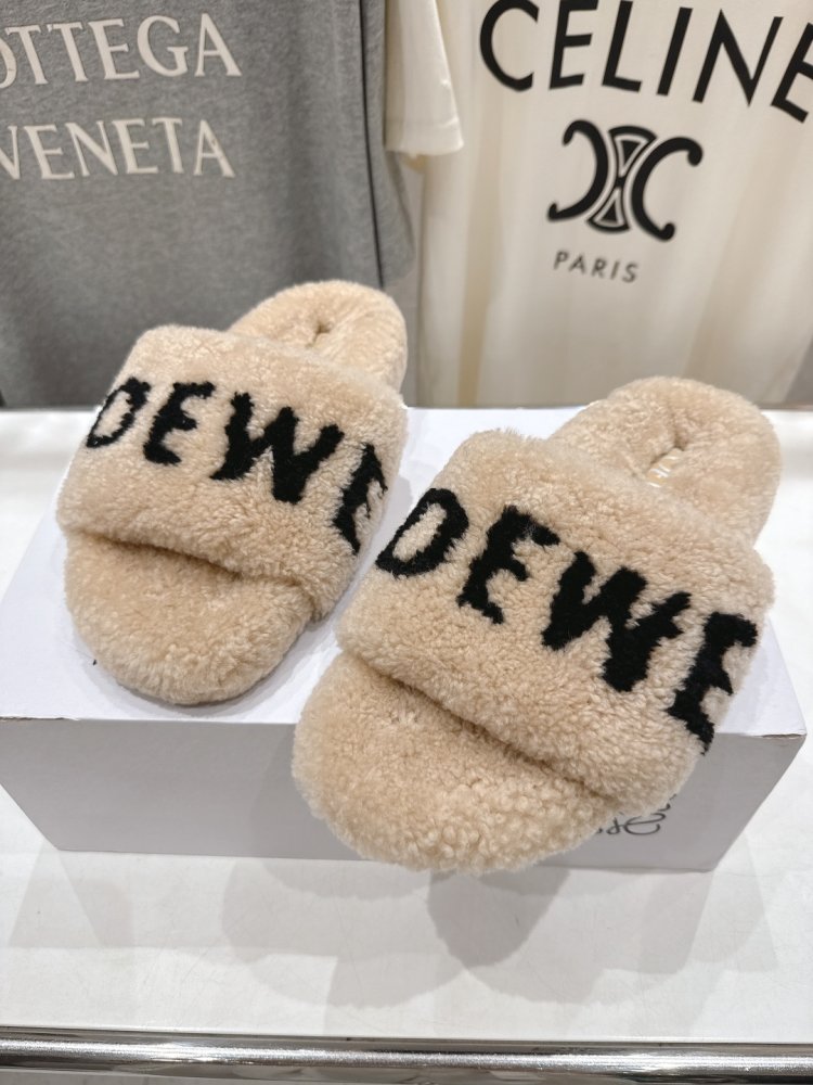 Шлепанцы меховые женские фото 7