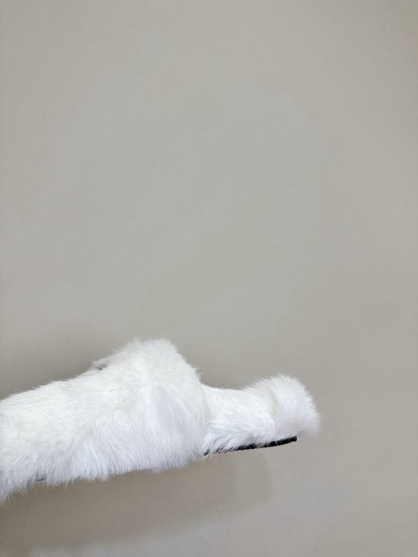 Шльопанці хутряні жіночі фото 7