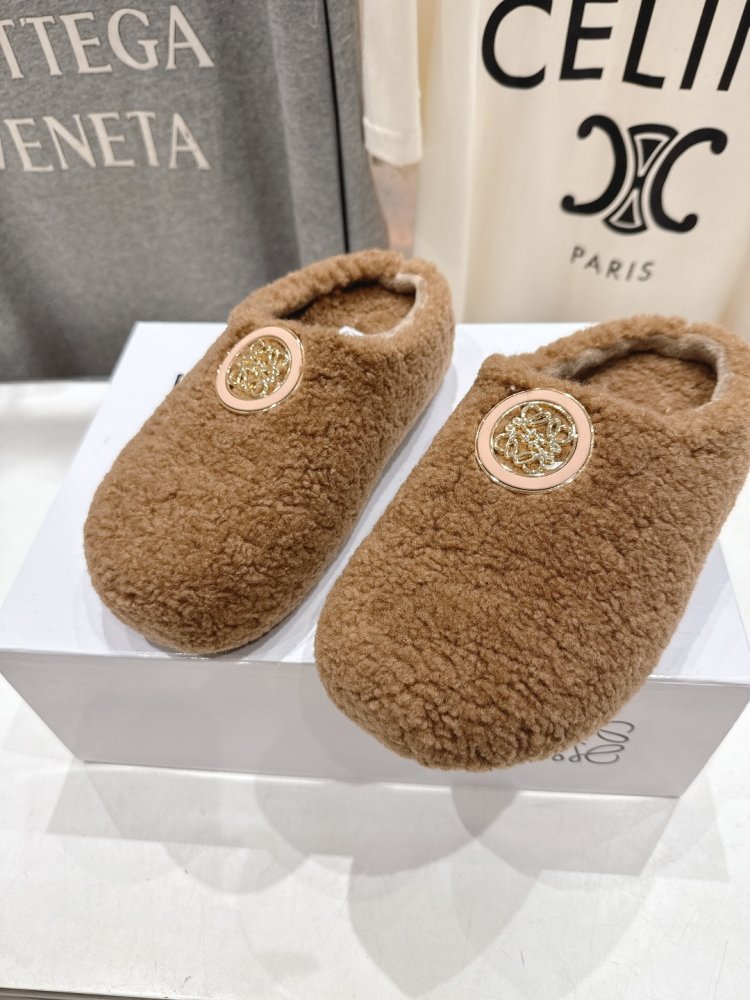 Шльопанці хутряні жіночі фото 7