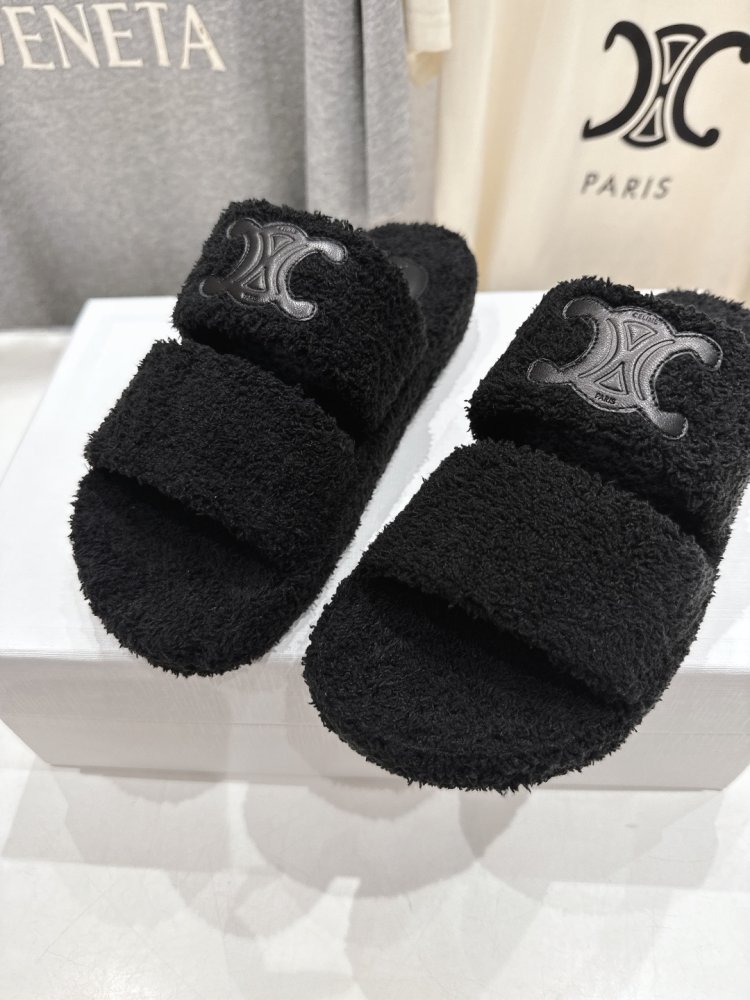 Шлепанцы меховые женские фото 7