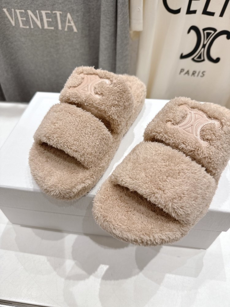 Шлепанцы меховые женские фото 7