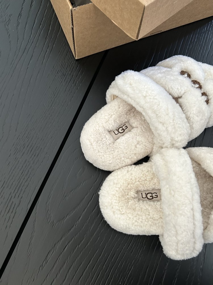 Шлепанцы меховые женские фото 7