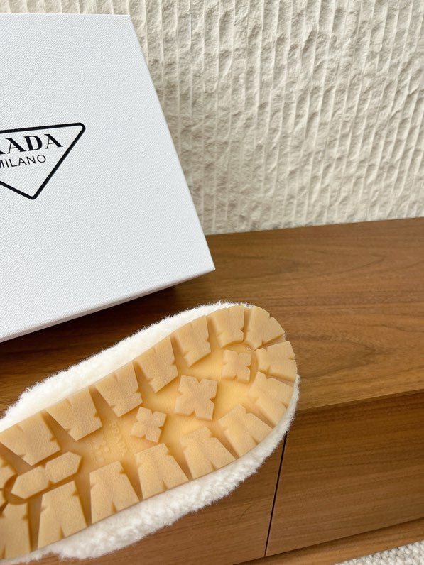 Шльопанці хутряні жіночі фото 7