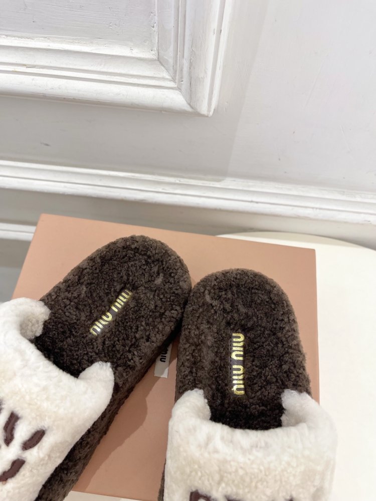 Шлепанцы меховые женские фото 8