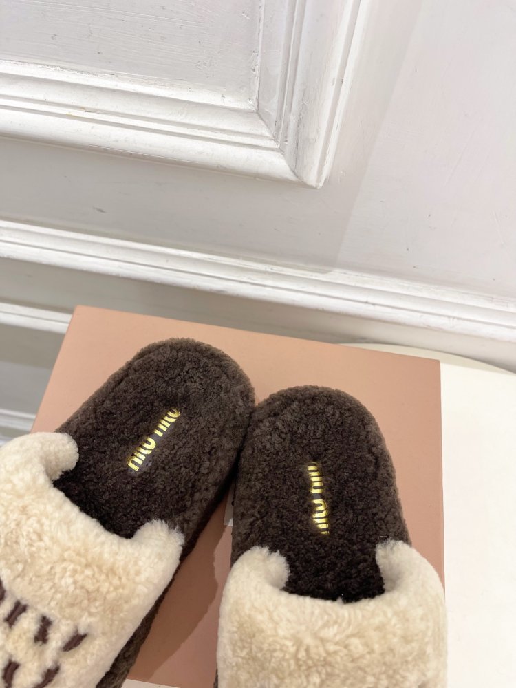 Шльопанці хутряні жіночі фото 8