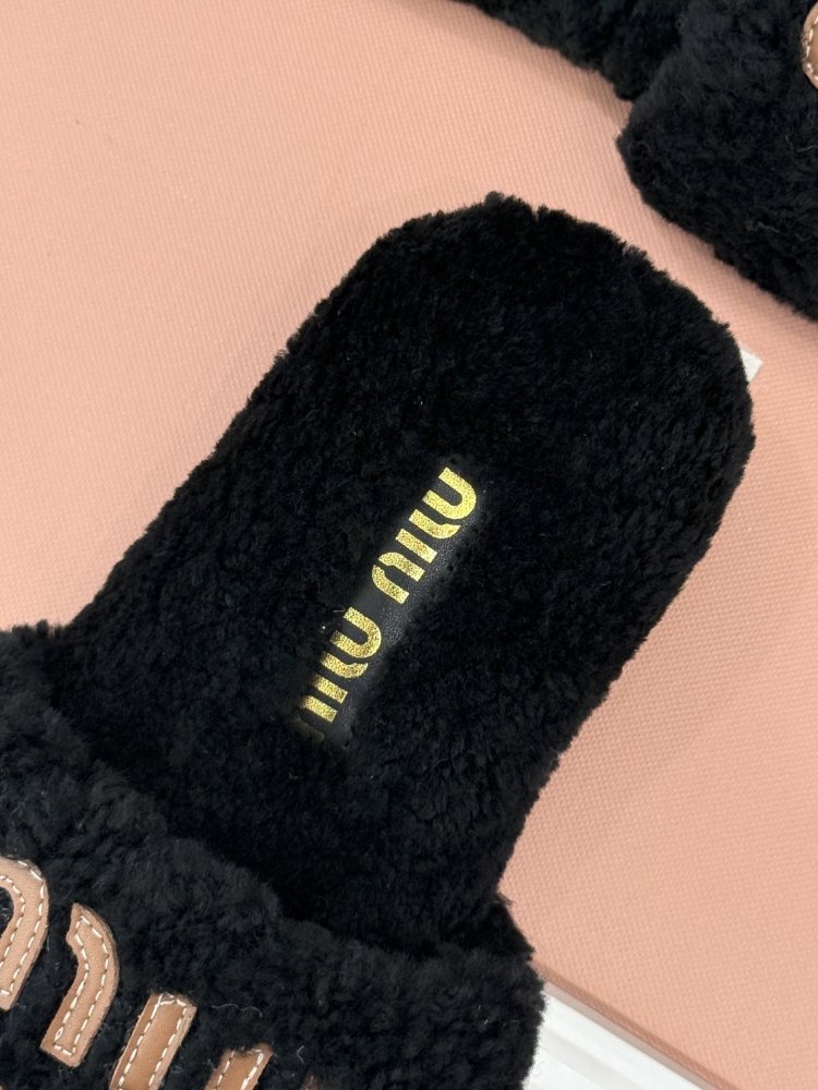 Шлепанцы меховые женские фото 8