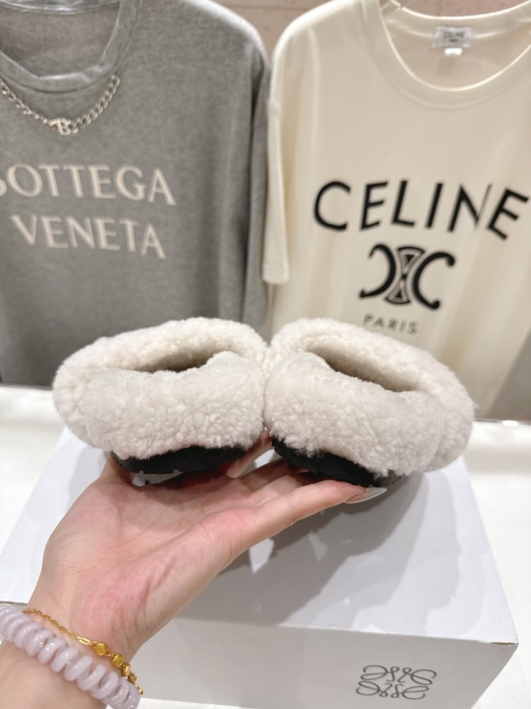 Шльопанці хутряні жіночі фото 8