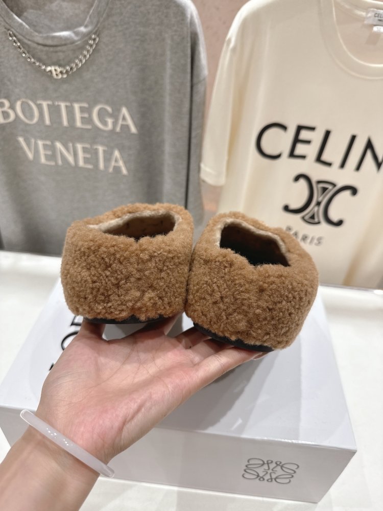 Шльопанці хутряні жіночі фото 8