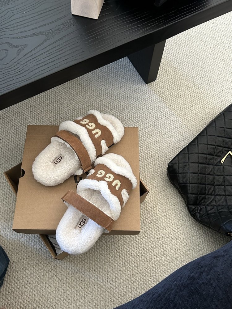 Шлепанцы меховые женские фото 8