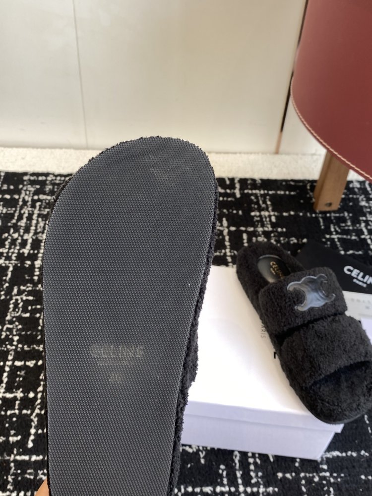 Шльопанці хутряні жіночі фото 9