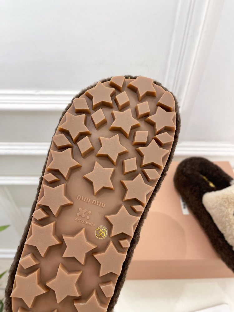 Шльопанці хутряні жіночі фото 9