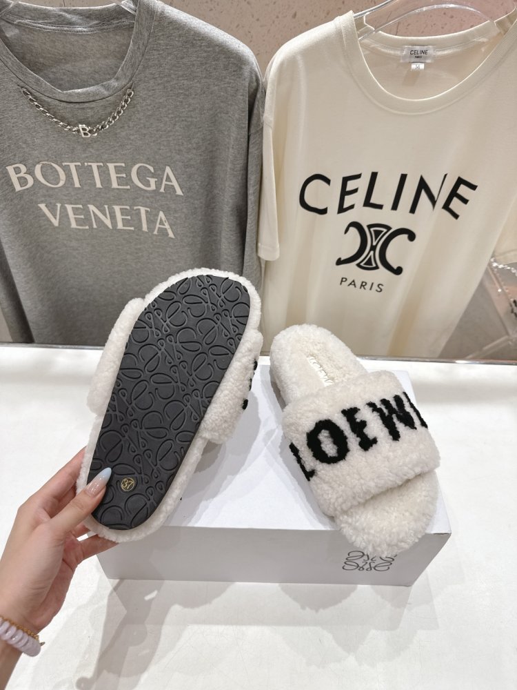 Шльопанці хутряні жіночі фото 9