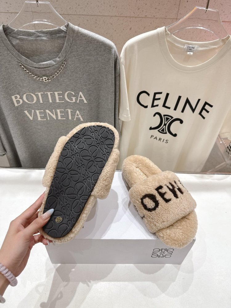 Шльопанці хутряні жіночі фото 9