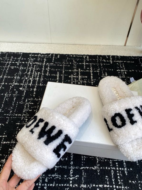 Шльопанці хутряні жіночі фото 9