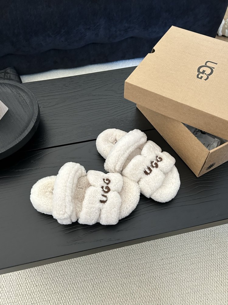 Шлепанцы меховые женские фото 9