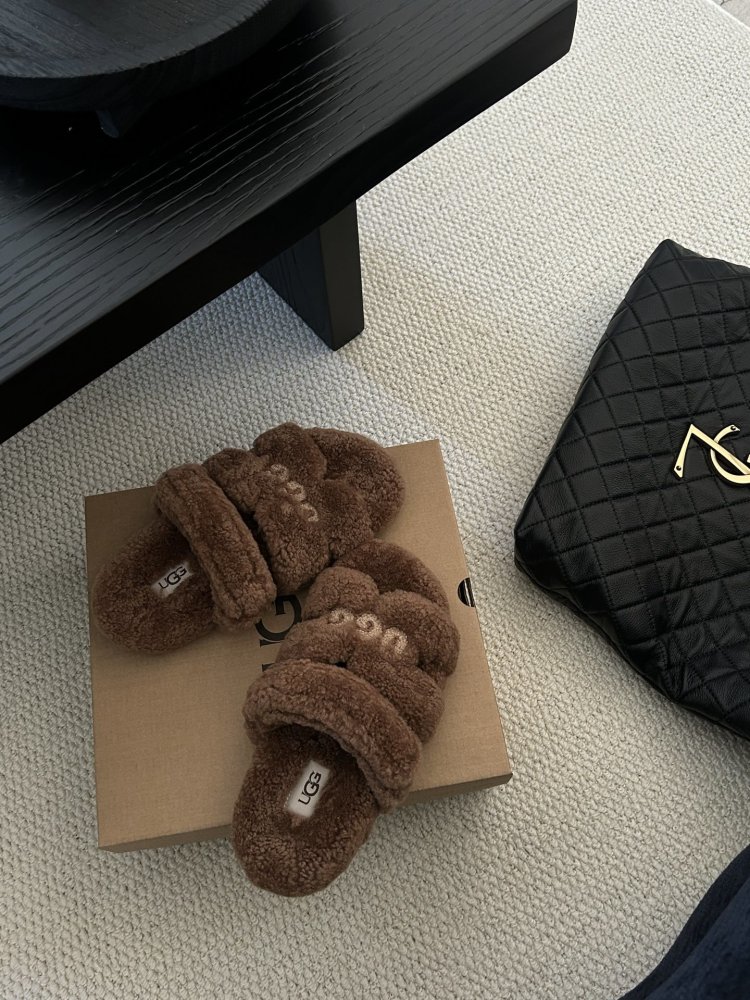 Шлепанцы меховые женские фото 9