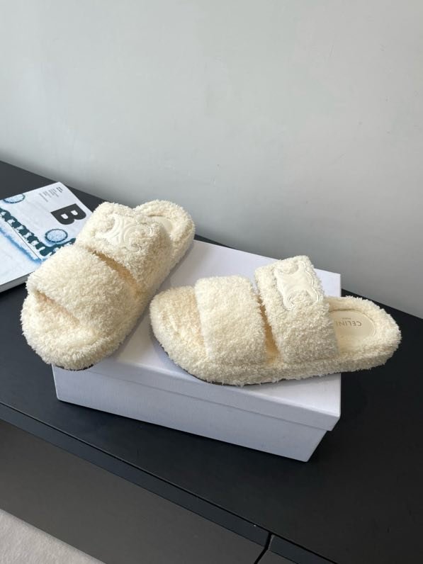 Шльопанці хутряні фото 2