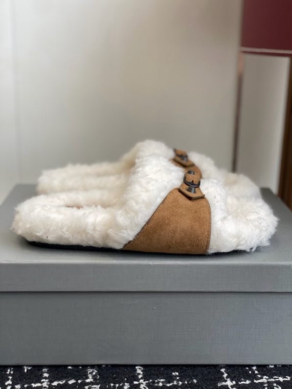 Шлепанцы меховые фото 2