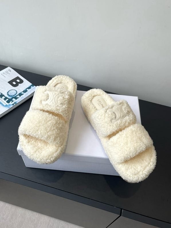 Шльопанці хутряні фото 3