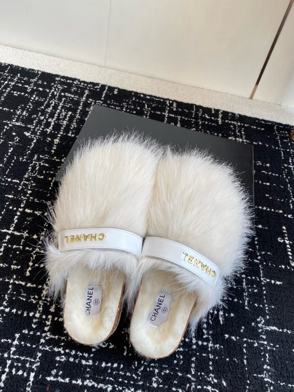 Шльопанці хутряні фото 3