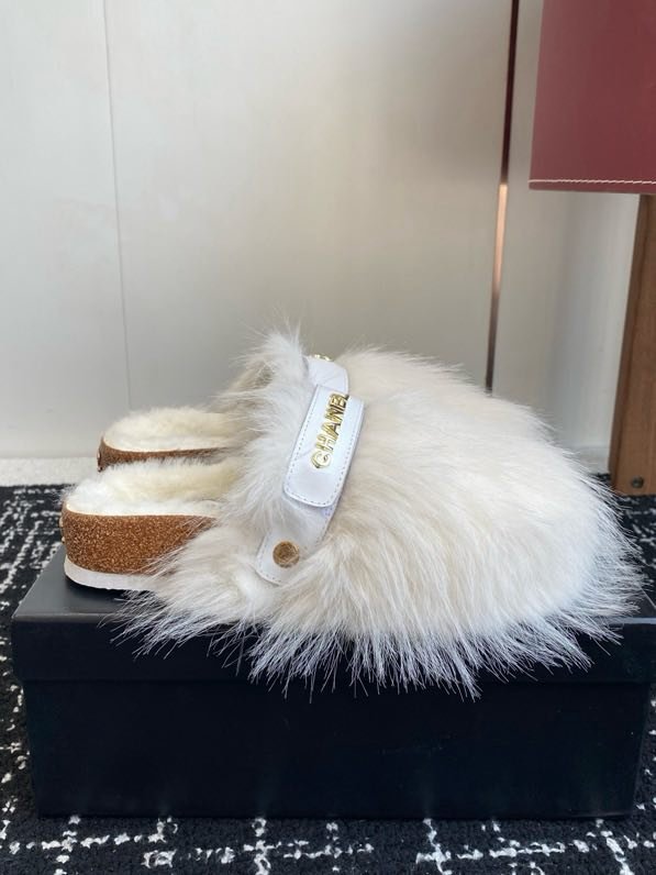 Шльопанці хутряні фото 5