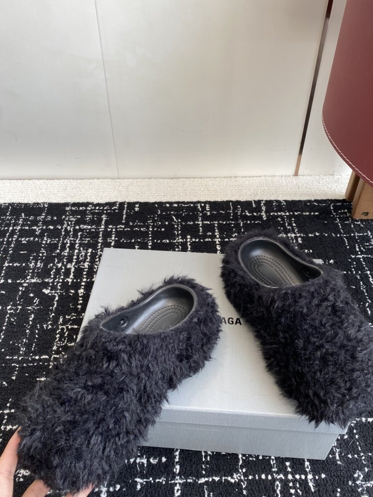 Шлепанцы меховые фото 6
