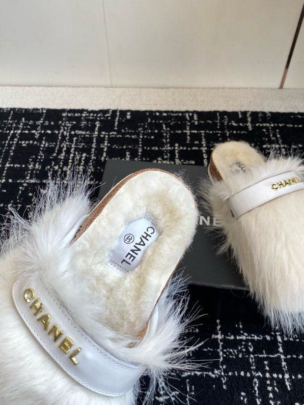 Шльопанці хутряні фото 7