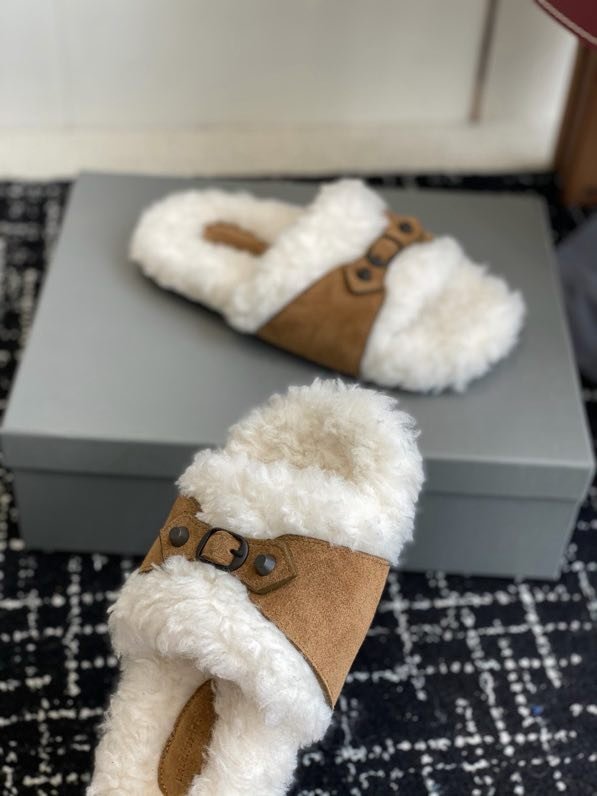 Шлепанцы меховые фото 7
