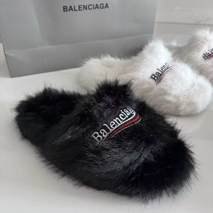 Шлепанцы меховые фото 8