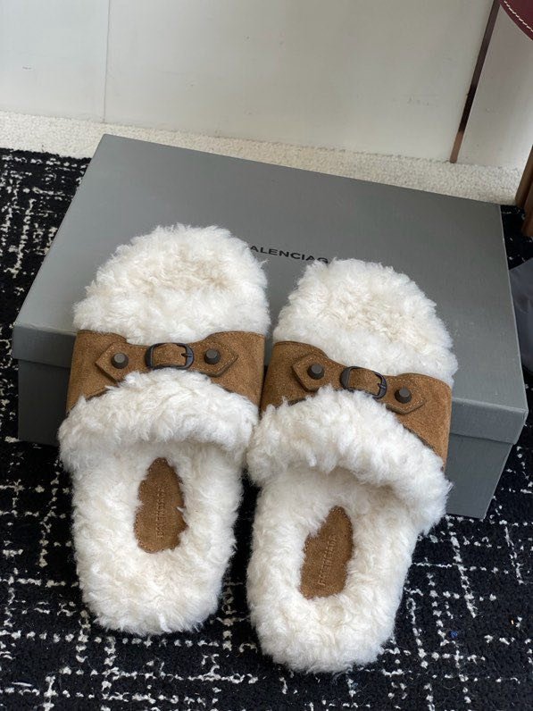 Шлепанцы меховые фото 8