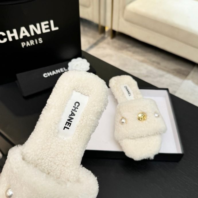 Шльопанці хутряні фото 8