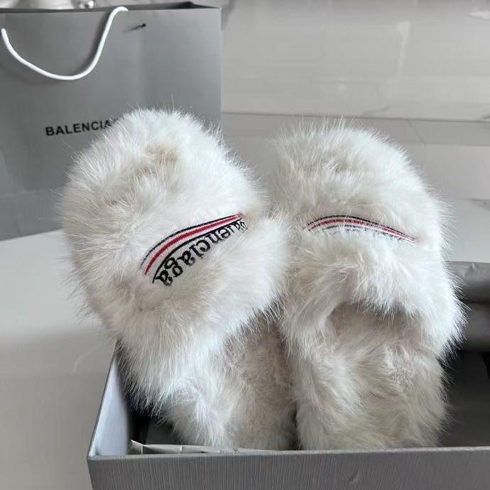 Шлепанцы меховые фото 9