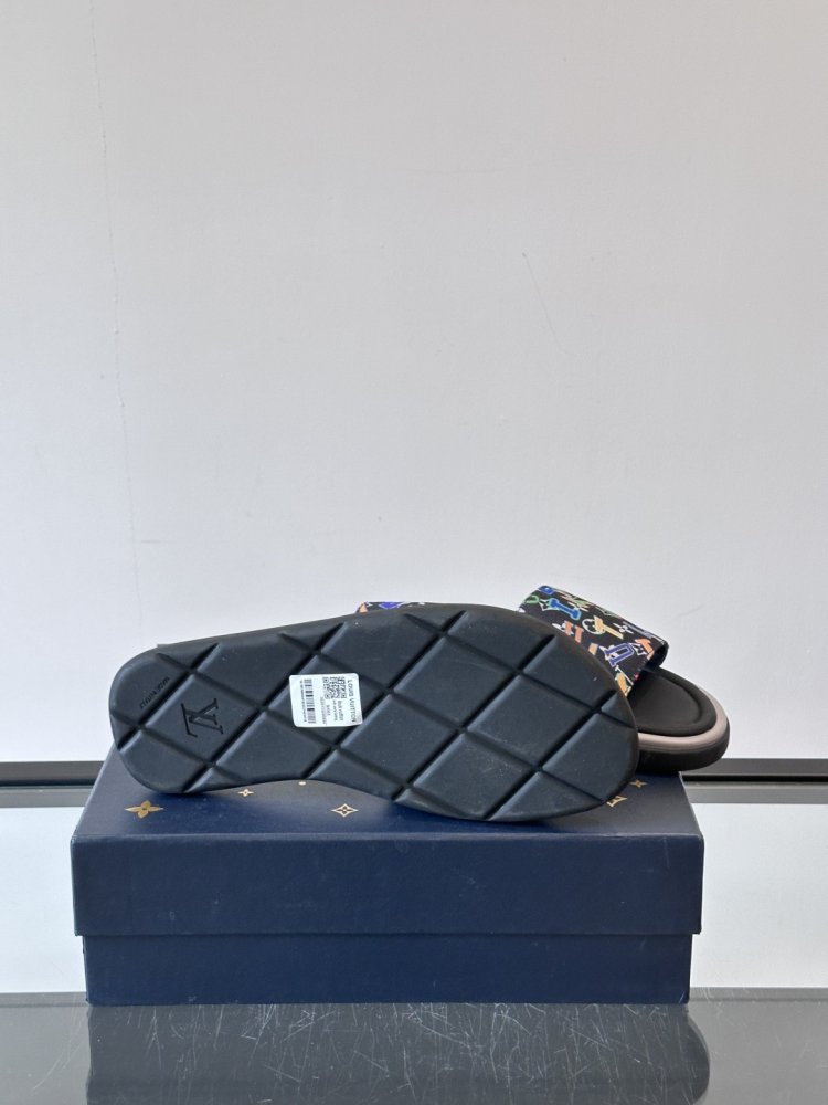 Шльопанці чоловічі фото 9