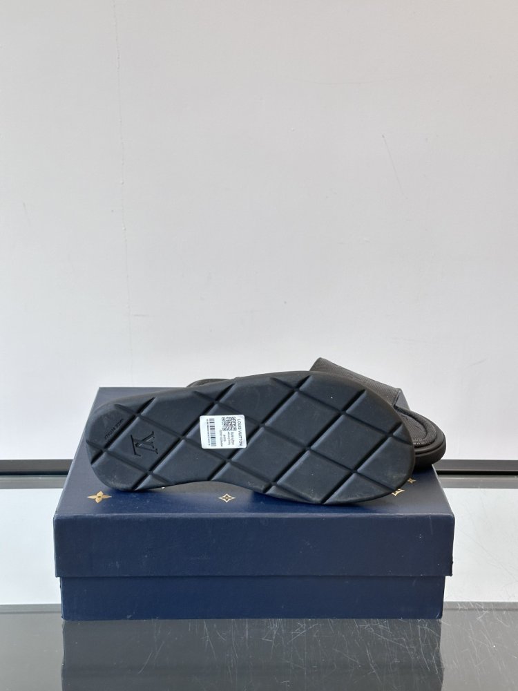 Шльопанці чоловічі фото 9