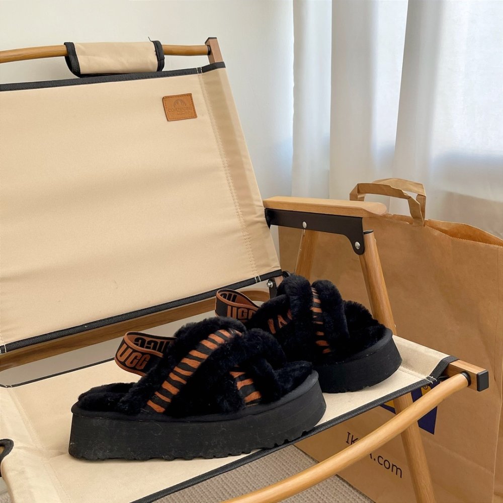 Step-ins on fur women's Disco White Deer фото 4