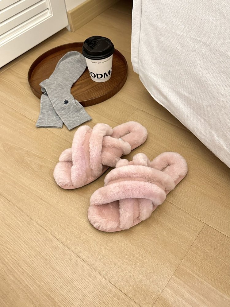 Step-ins on fur women's