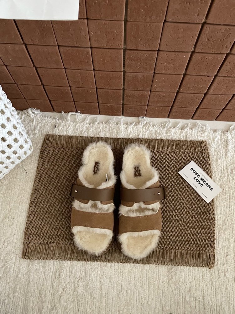 Step-ins on fur women's