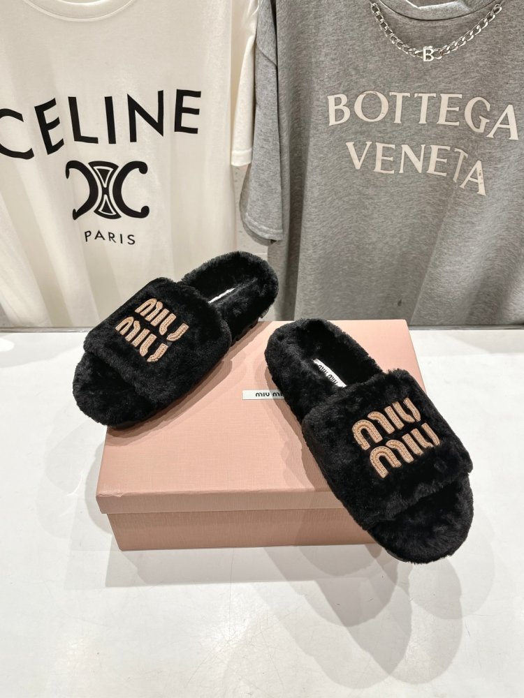 Шльопанці на хутрі жіночі фото 2