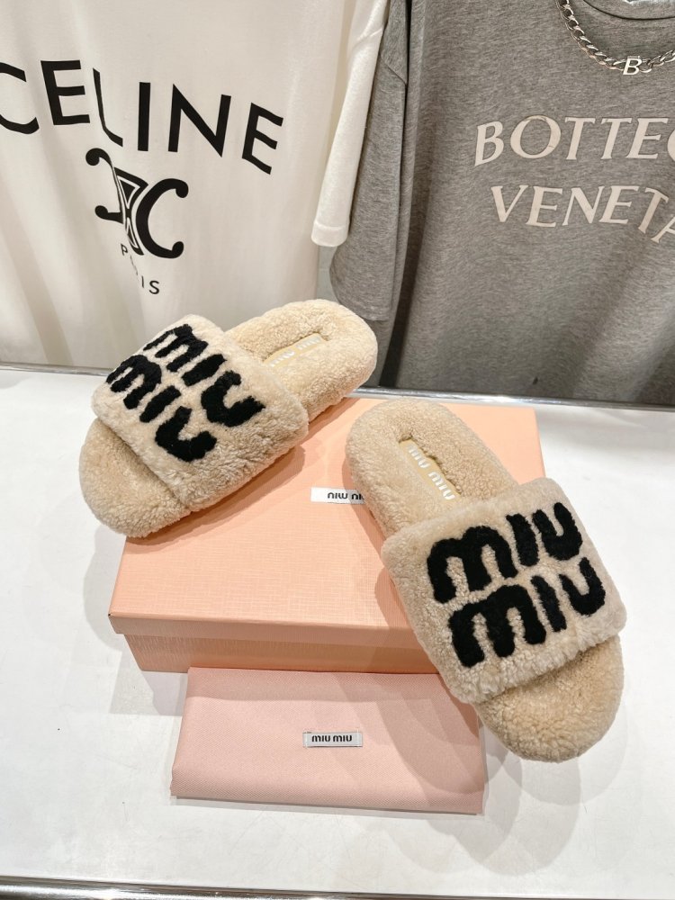 Шльопанці на хутрі жіночі фото 2