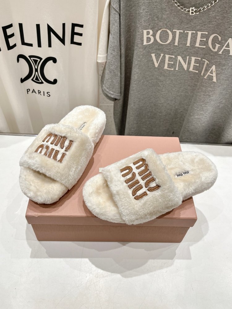 Шльопанці на хутрі жіночі фото 3