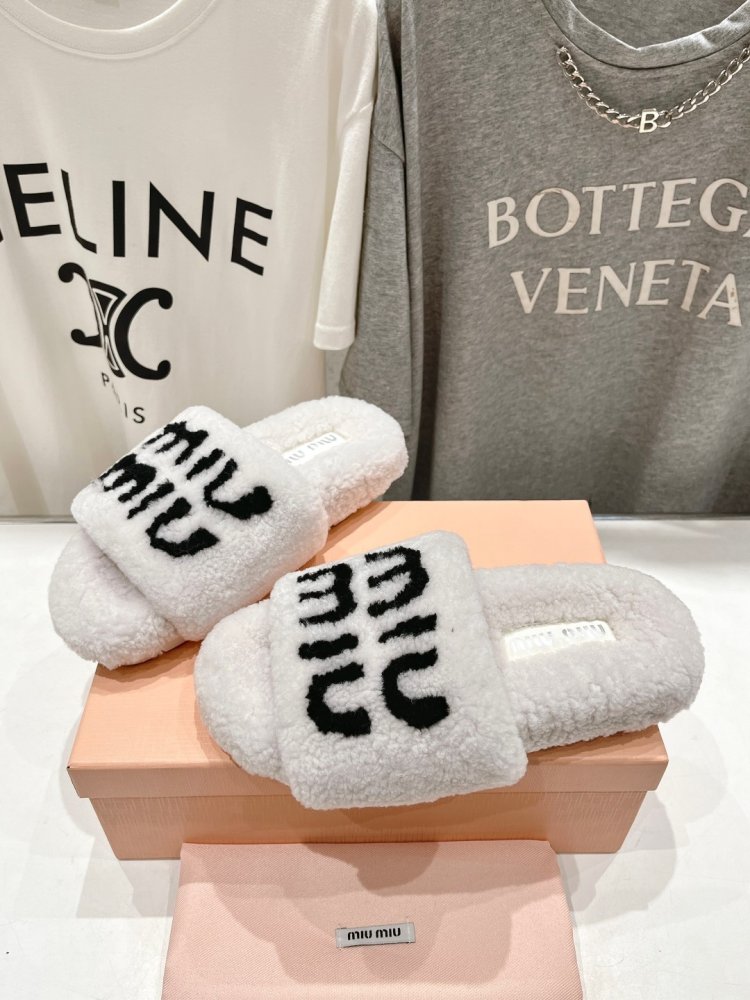 Шльопанці на хутрі жіночі фото 3