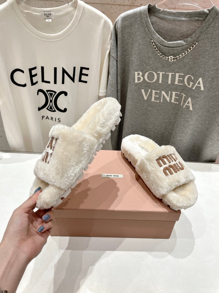 Шльопанці на хутрі жіночі фото 4