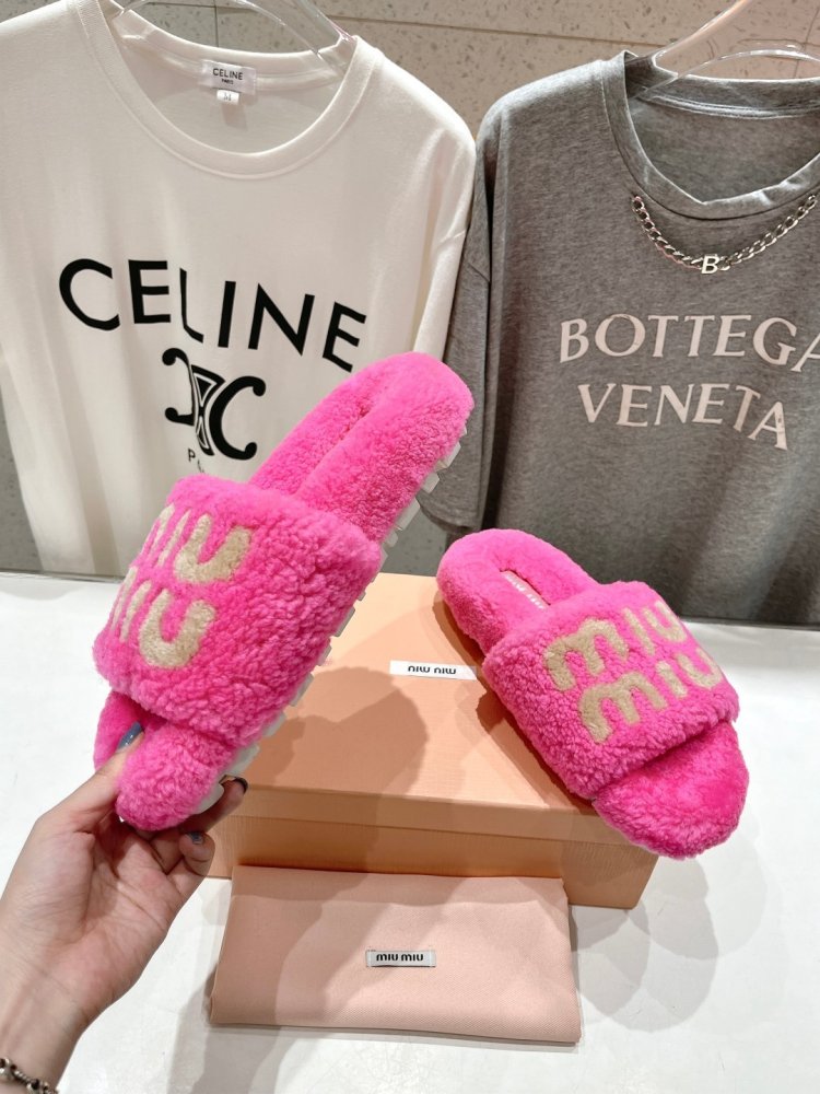 Шльопанці на хутрі жіночі фото 4