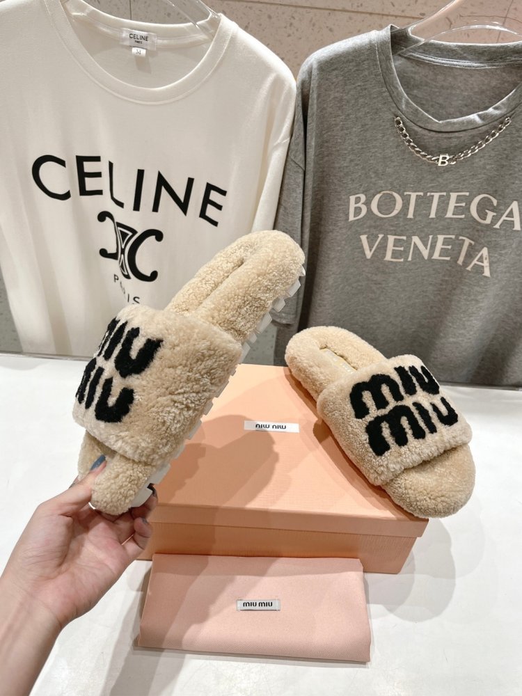 Шльопанці на хутрі жіночі фото 4