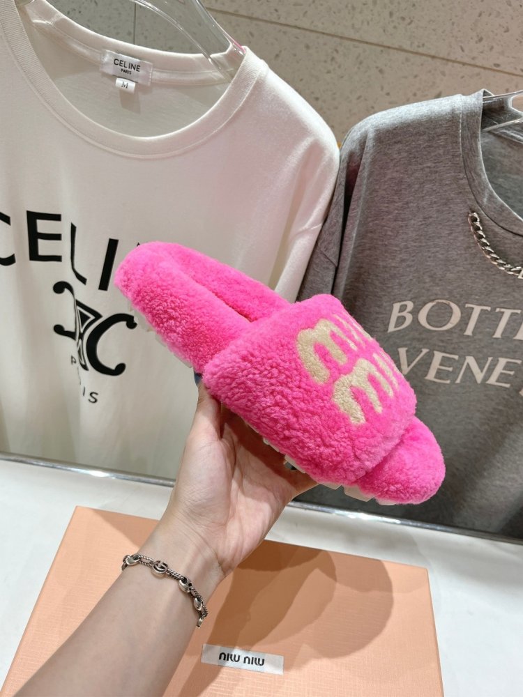 Шльопанці на хутрі жіночі фото 5