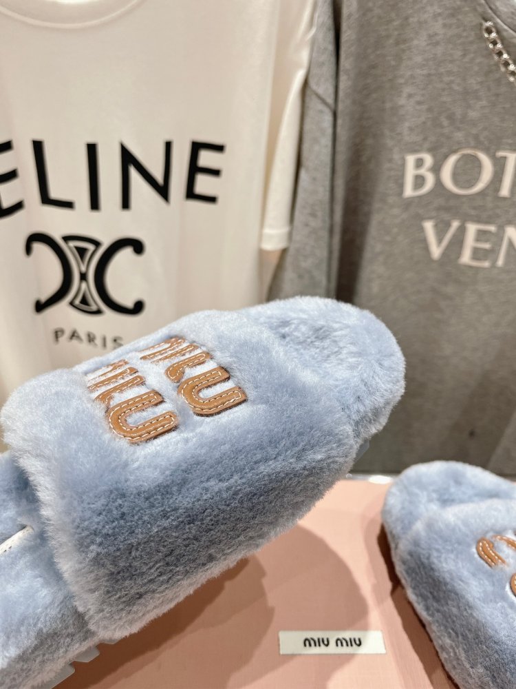 Шльопанці на хутрі жіночі фото 7