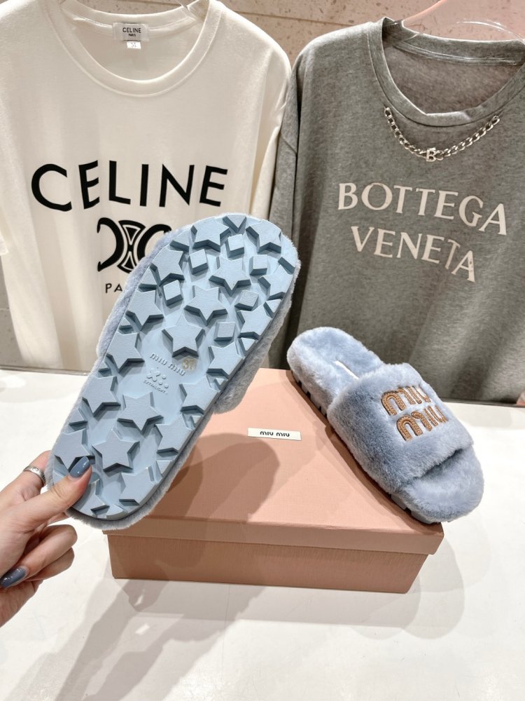 Шльопанці на хутрі жіночі фото 9